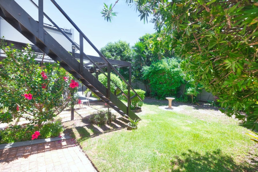 5 Bedroom Property for Sale in Vermont Western Cape
